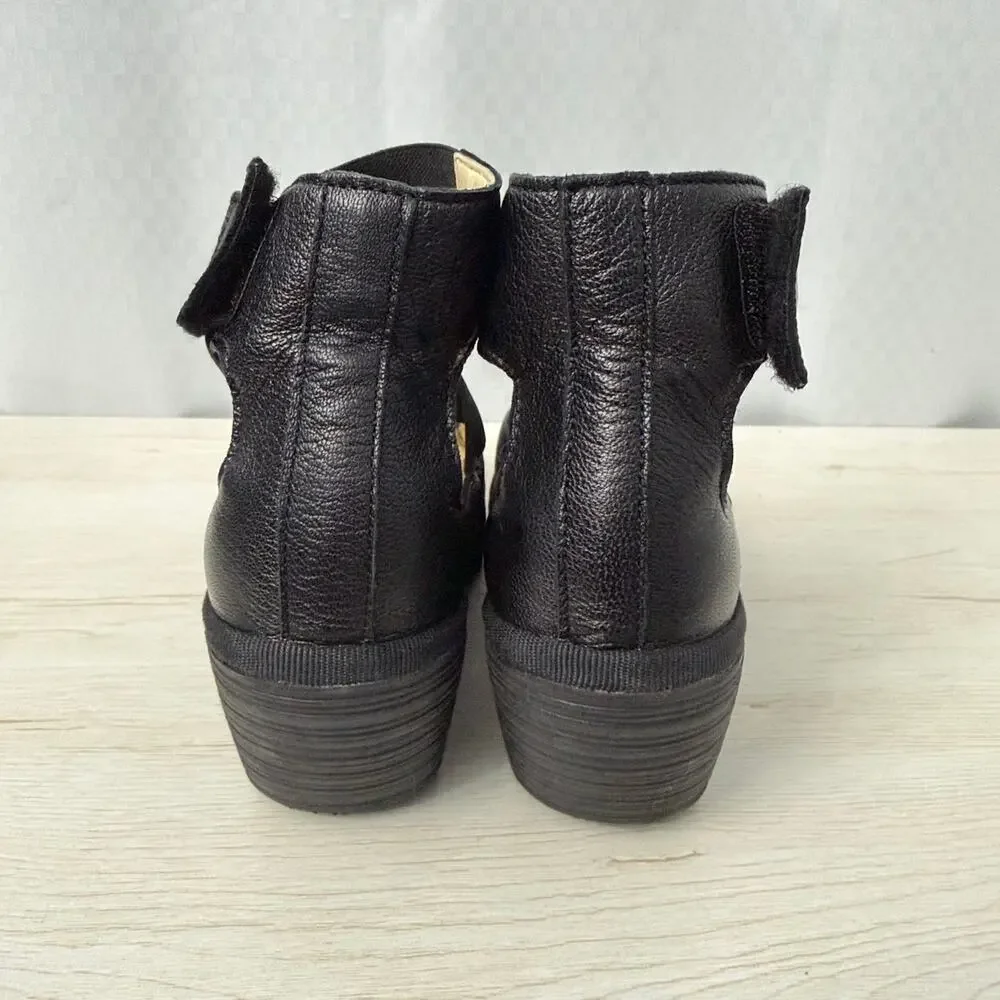 Fly London Yefi Wedge Sandals Womens Size 8 Black Leather YEFI473FLY 39